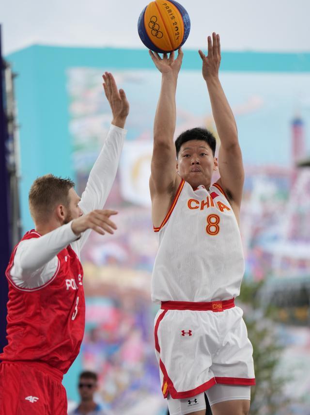 kaiyun网站-三人男篮战斗到最后，17比22不敌波兰遭遇连败